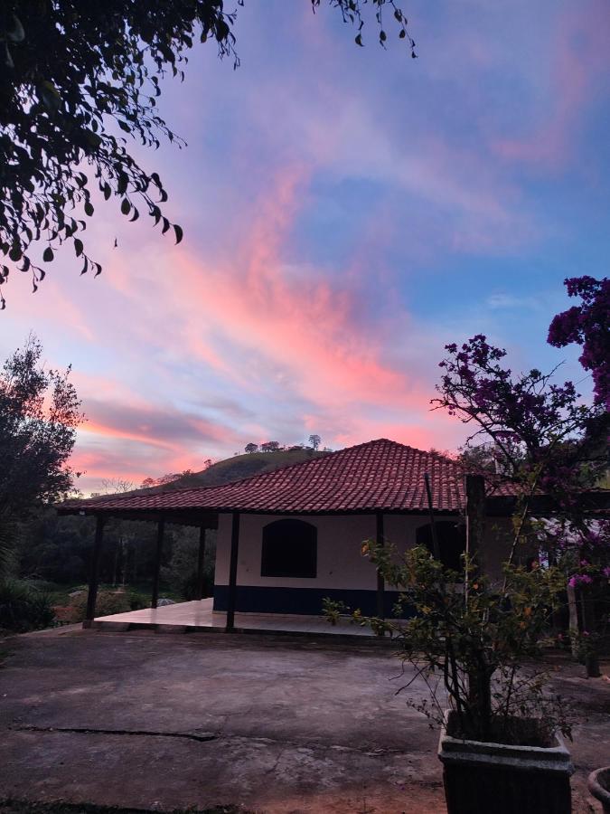 Casa De Campo Com Piscina A 2 Min De Cunha Exteriér fotografie